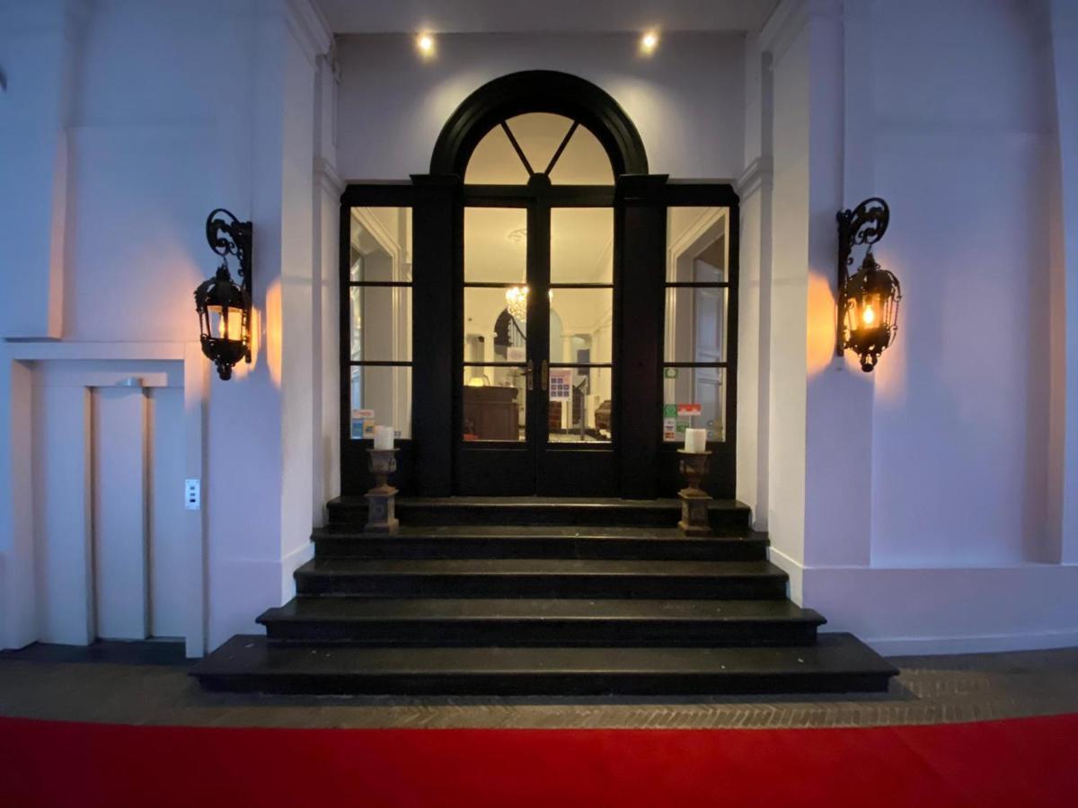 Hotel Patritius บรูจส์ ภายนอก รูปภาพ
