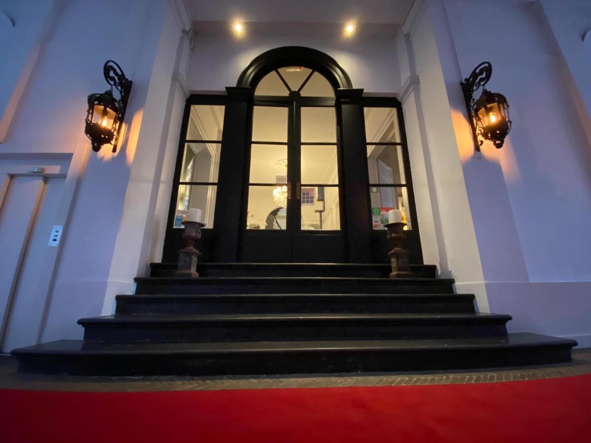 Hotel Patritius บรูจส์ ภายนอก รูปภาพ