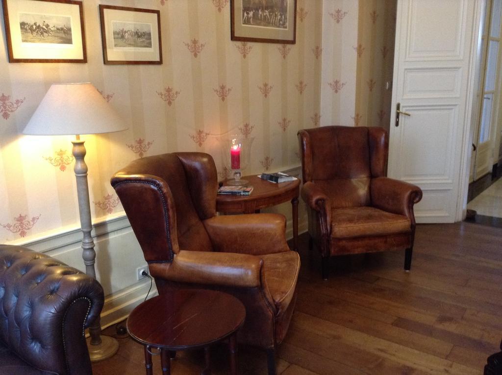 Hotel Patritius บรูจส์ ภายนอก รูปภาพ